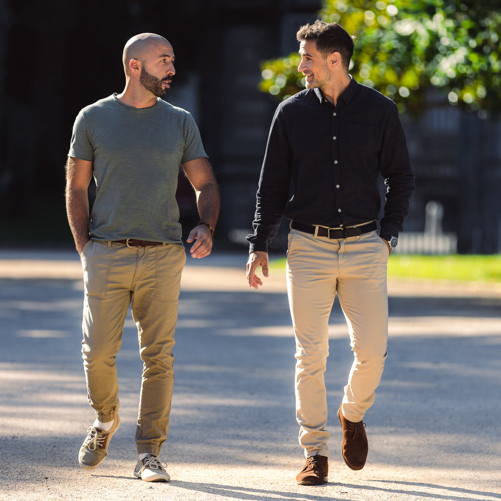 2 hommes marchent ceinture homme cuir et tissu