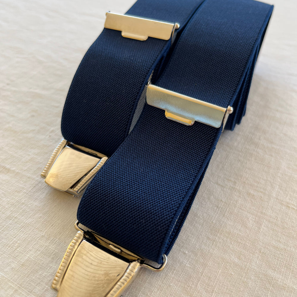 
                  
                    Bretelles homme Unie Bleu Marine Charles plie
                  
                