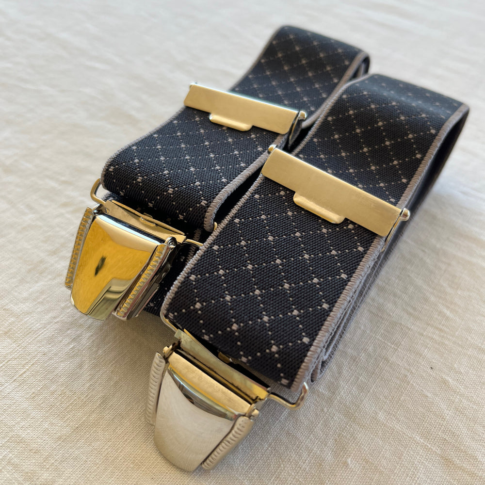 
                  
                    Bretelles homme bleu anthracite quadrille Justin plie
                  
                