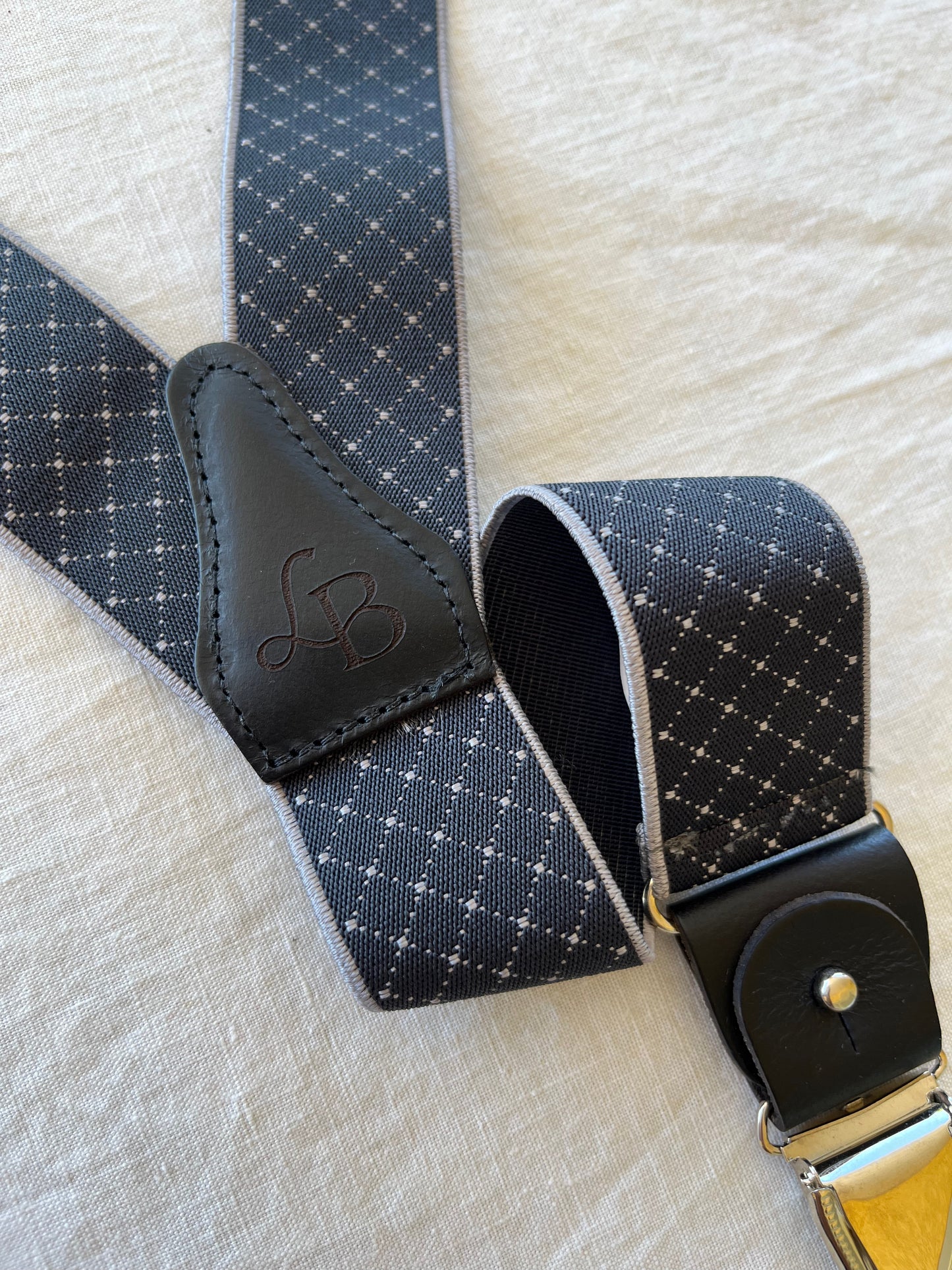 Bretelles homme bleu anthracite quadrille patte cuir Justin bande