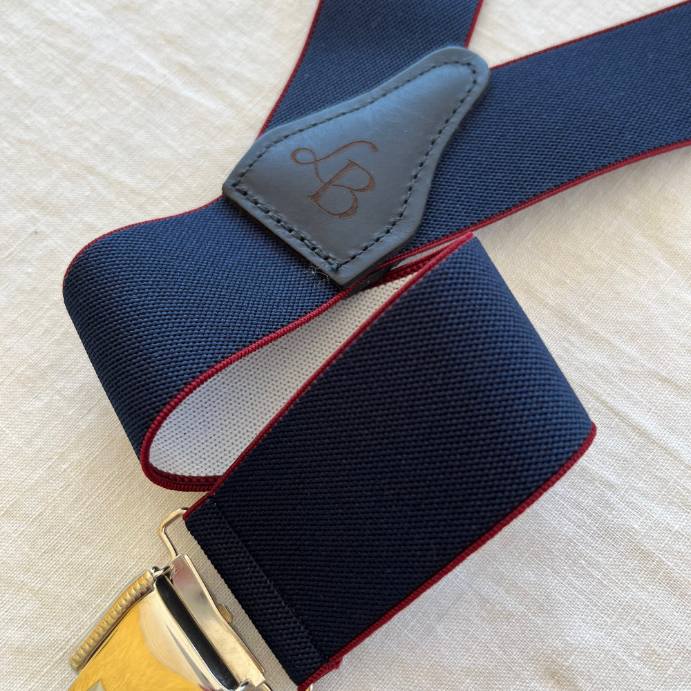 
                  
                    Bretelles homme bleu marine lisere rouge Adrien bande
                  
                