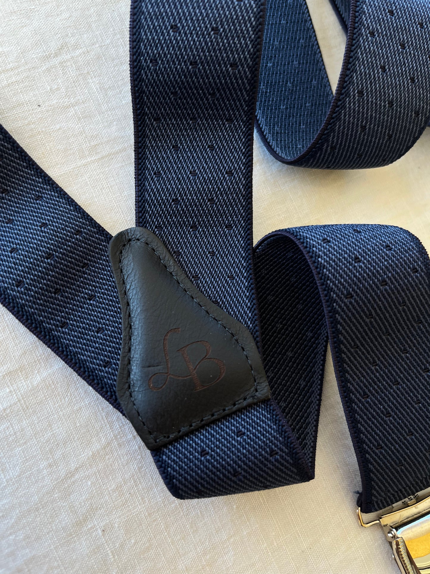 Bretelles homme bleu marine pois Gustave dos cuir