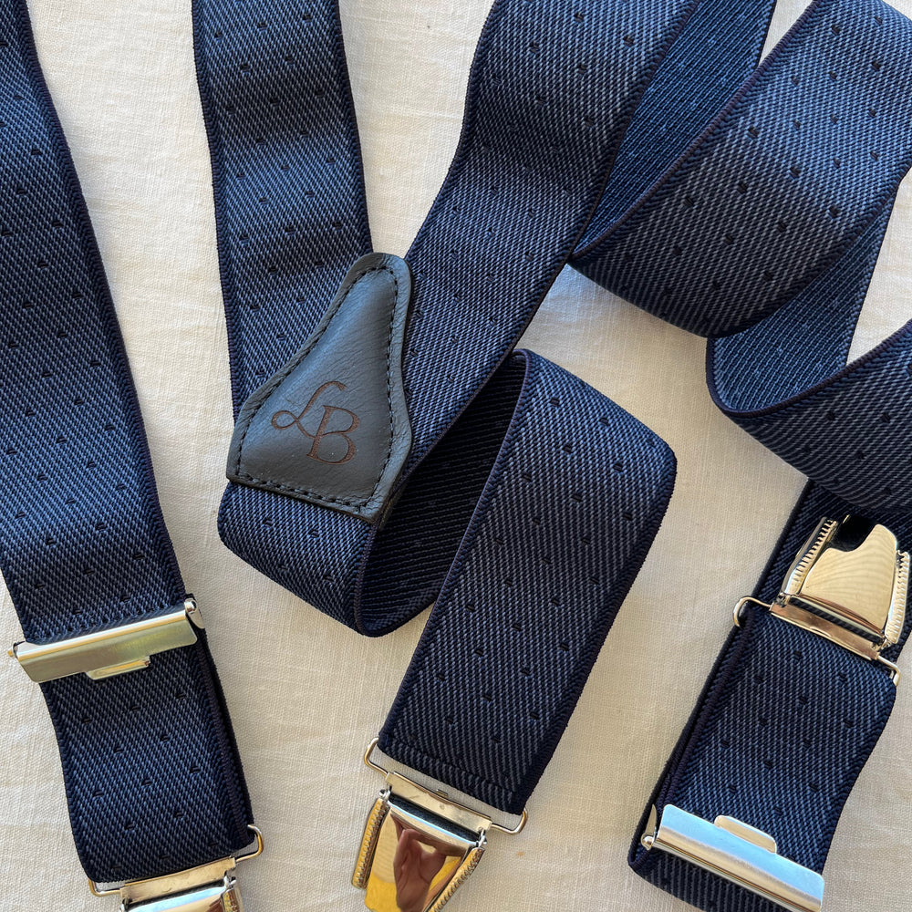 
                  
                    Bretelles homme bleu marine pois Gustave ensemble
                  
                