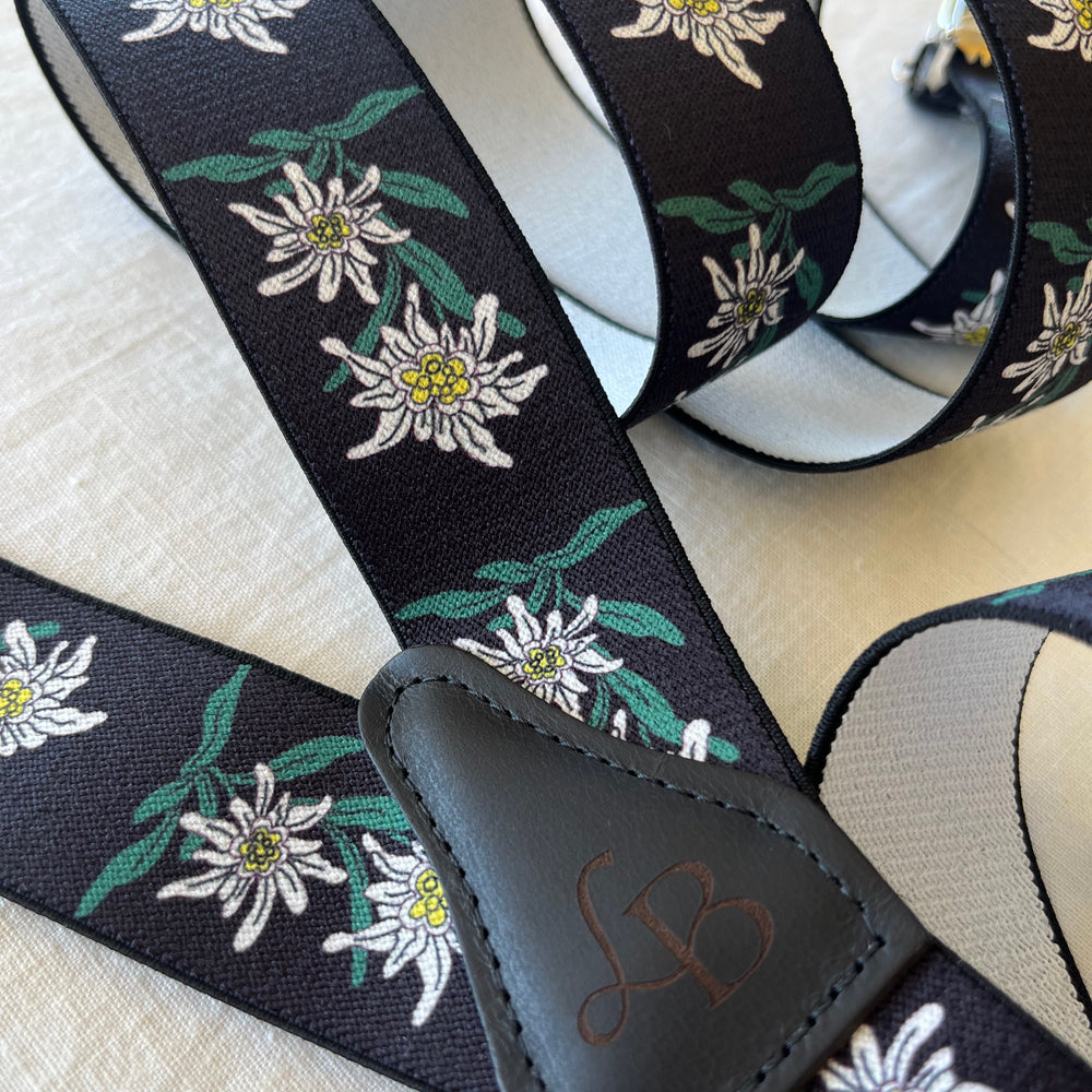 
                  
                    Bretelles homme bleu obscure fleur Hamilton dos cuir
                  
                