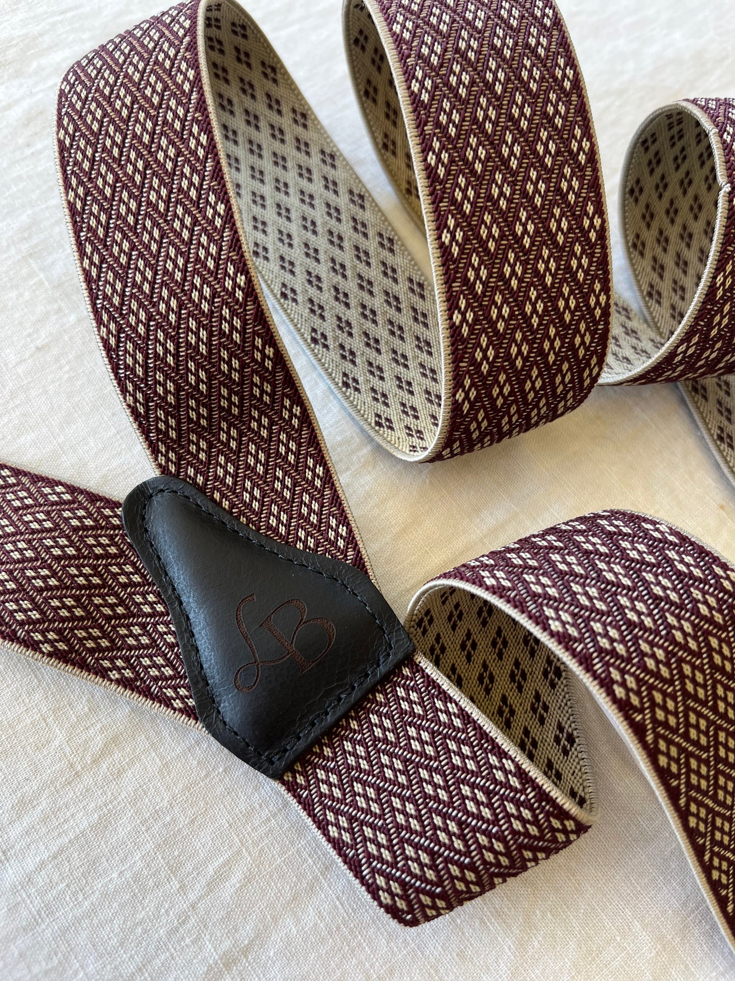 Bretelles homme bordeaux losange quadrille Armand dos cuir