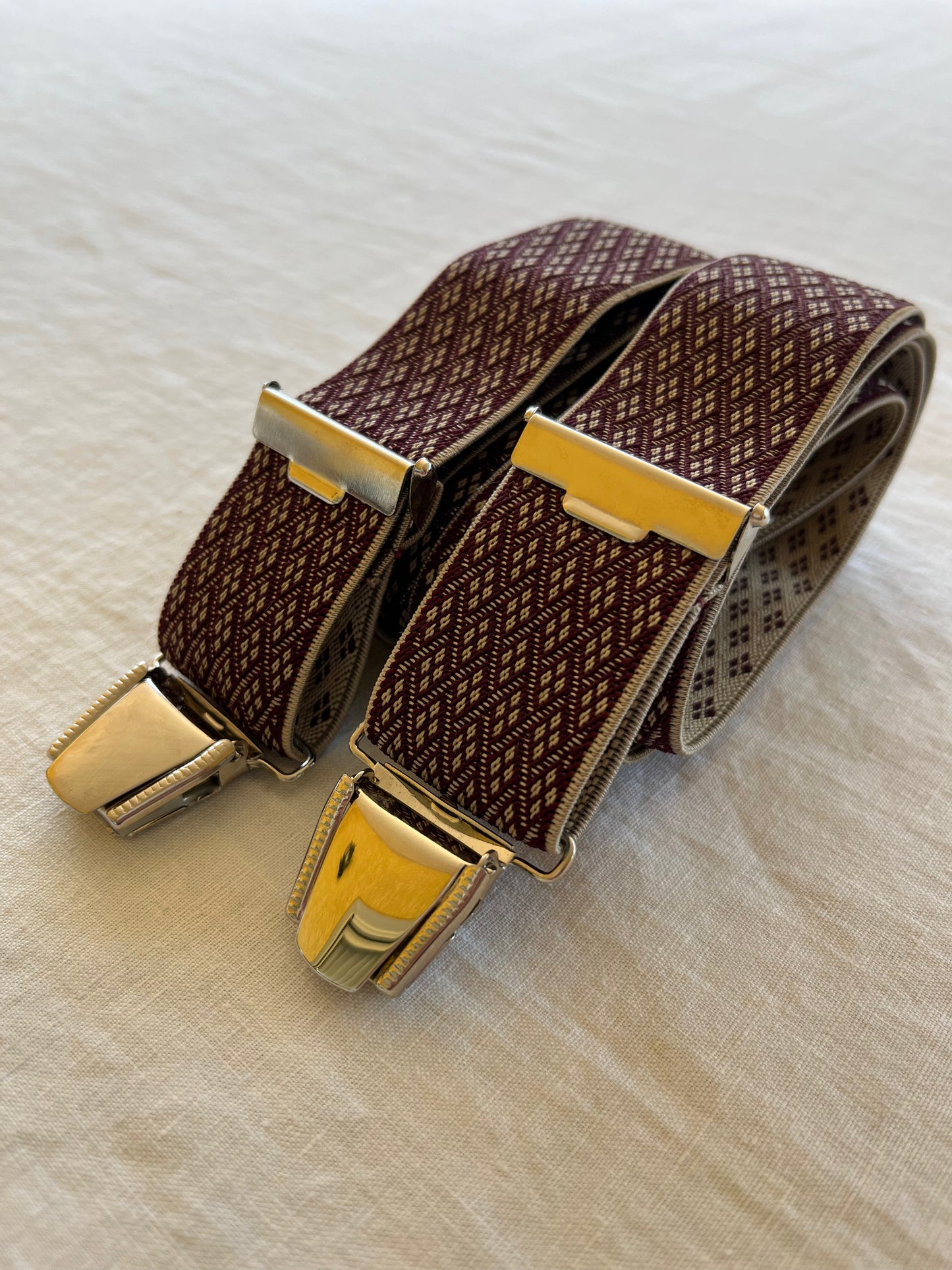 Bretelles homme bordeaux losange quadrille Armand plie