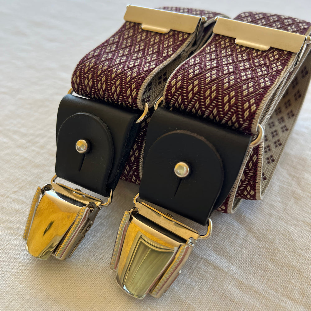 
                  
                    Bretelles homme patte cuir bordeaux losange quadrille Armand plie
                  
                