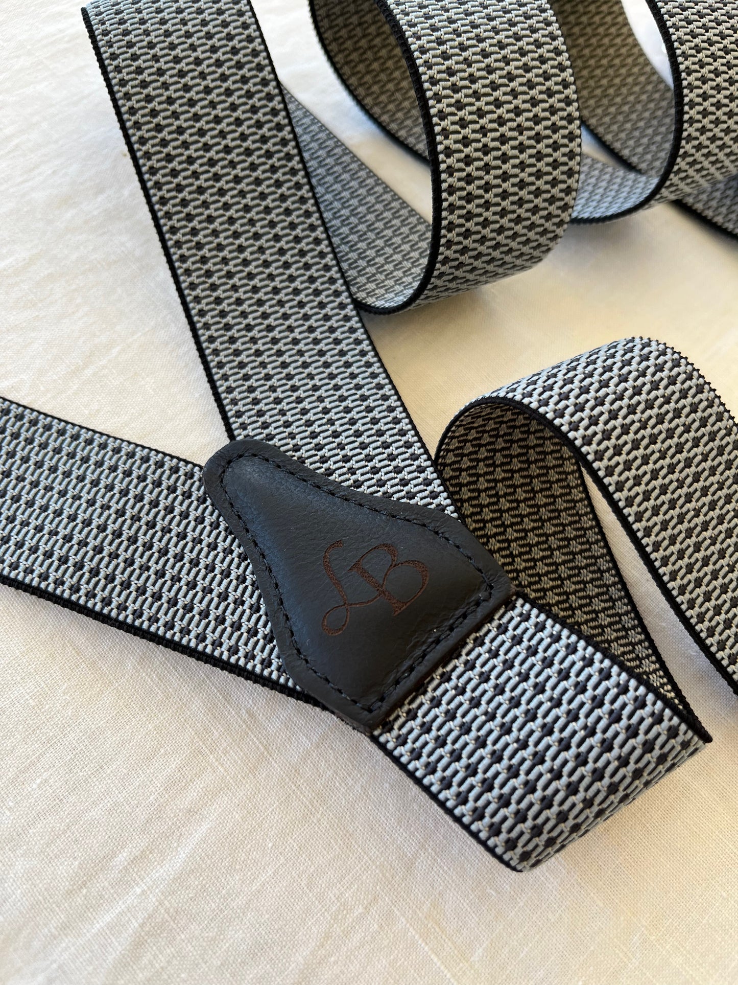 Bretelles homme quadrille bleu clair fonce Benjamin dos cuir