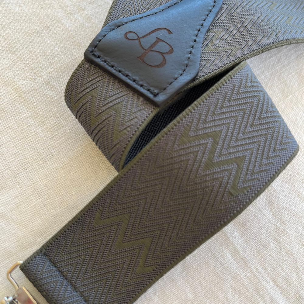 
                  
                    Bretelles homme vert profond zigzag Lucien bande
                  
                