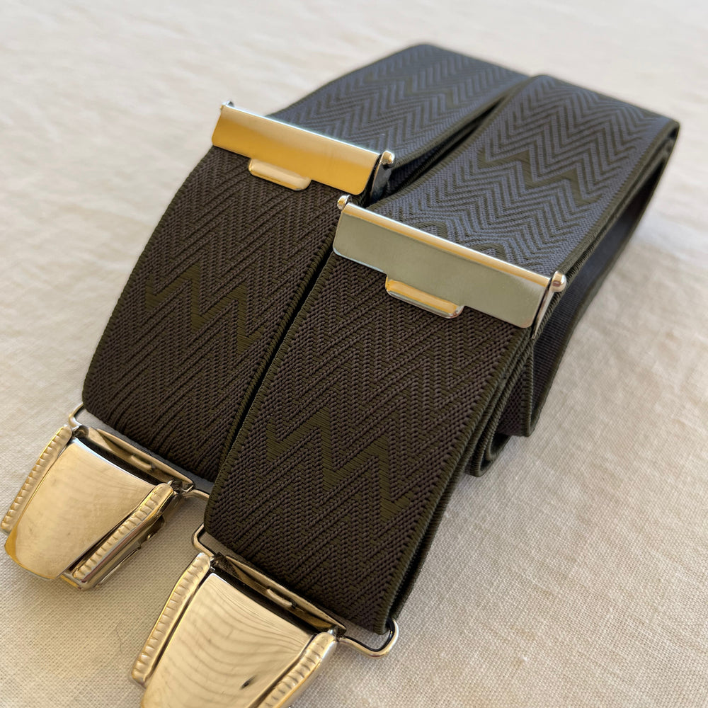 
                  
                    Bretelles homme vert profond zigzag Lucien plie
                  
                