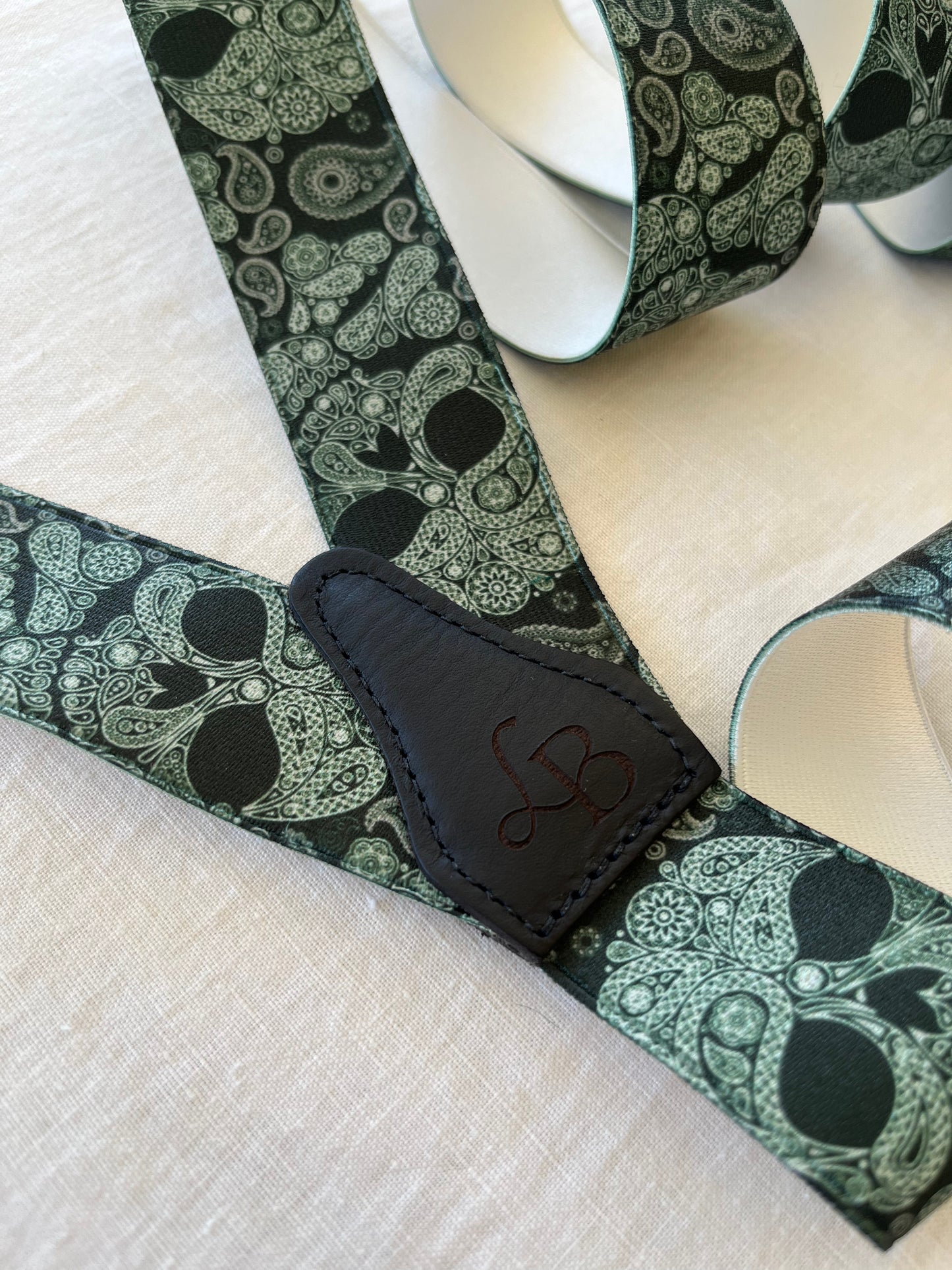 Bretelles homme vert tete de mort Emile dos cuir