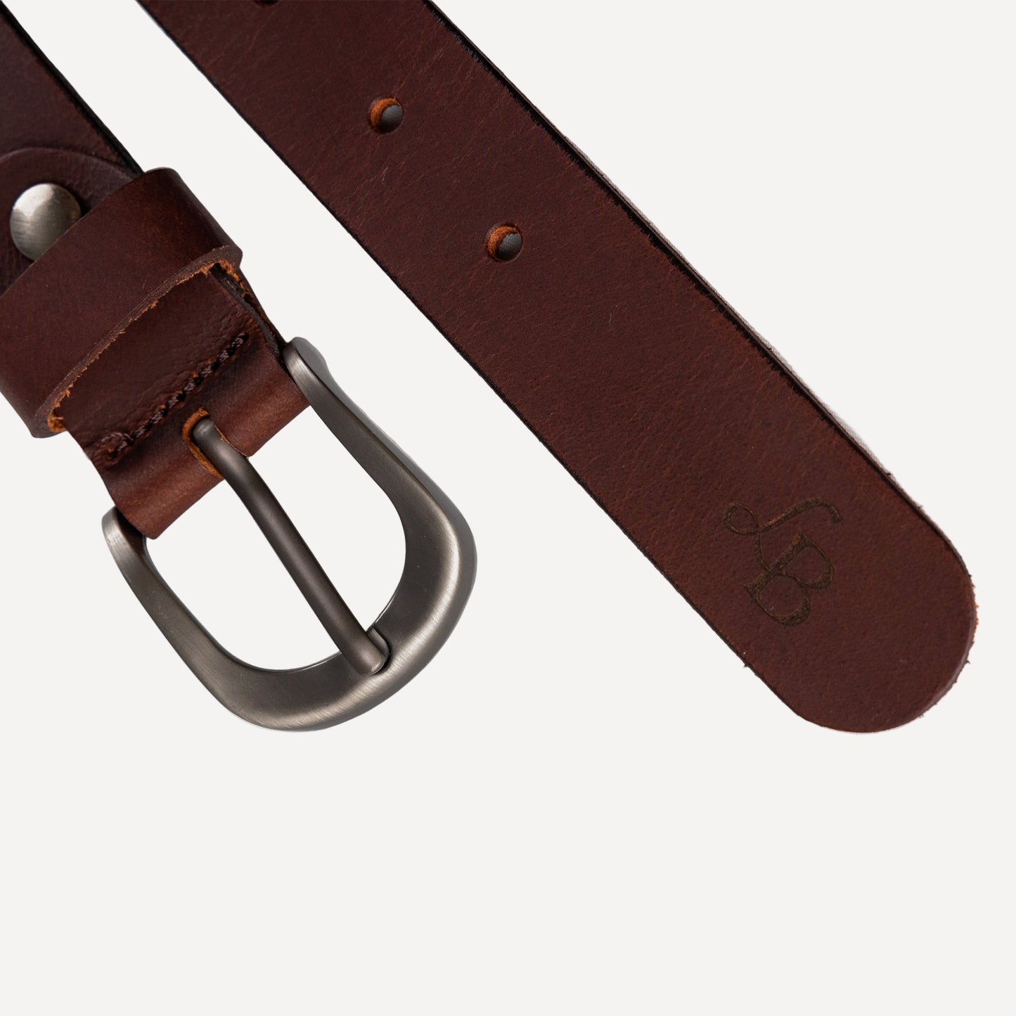 Ceinture fine en cuir marron de Celestin detail