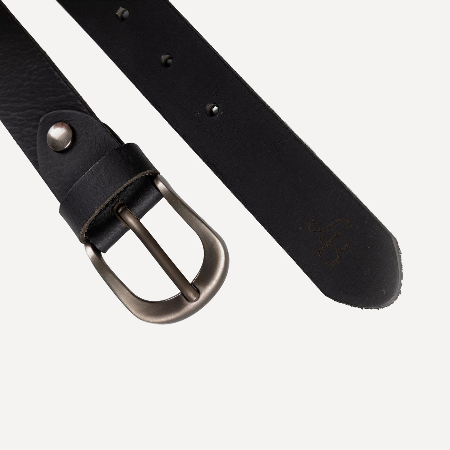 Ceinture fine en cuir noir de Bastien detail