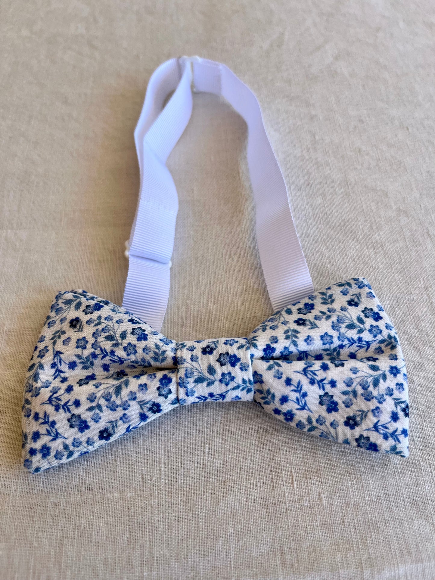 Noeud Papillon blanc fleur bleu Balthazar bande