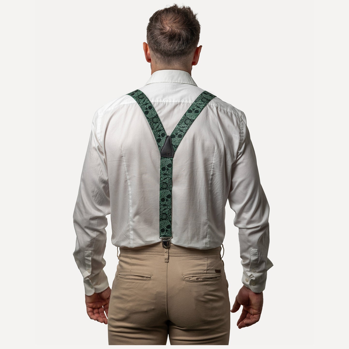 homme dos chemise blanc Bretelle fantaisie vert tete de mort Emile