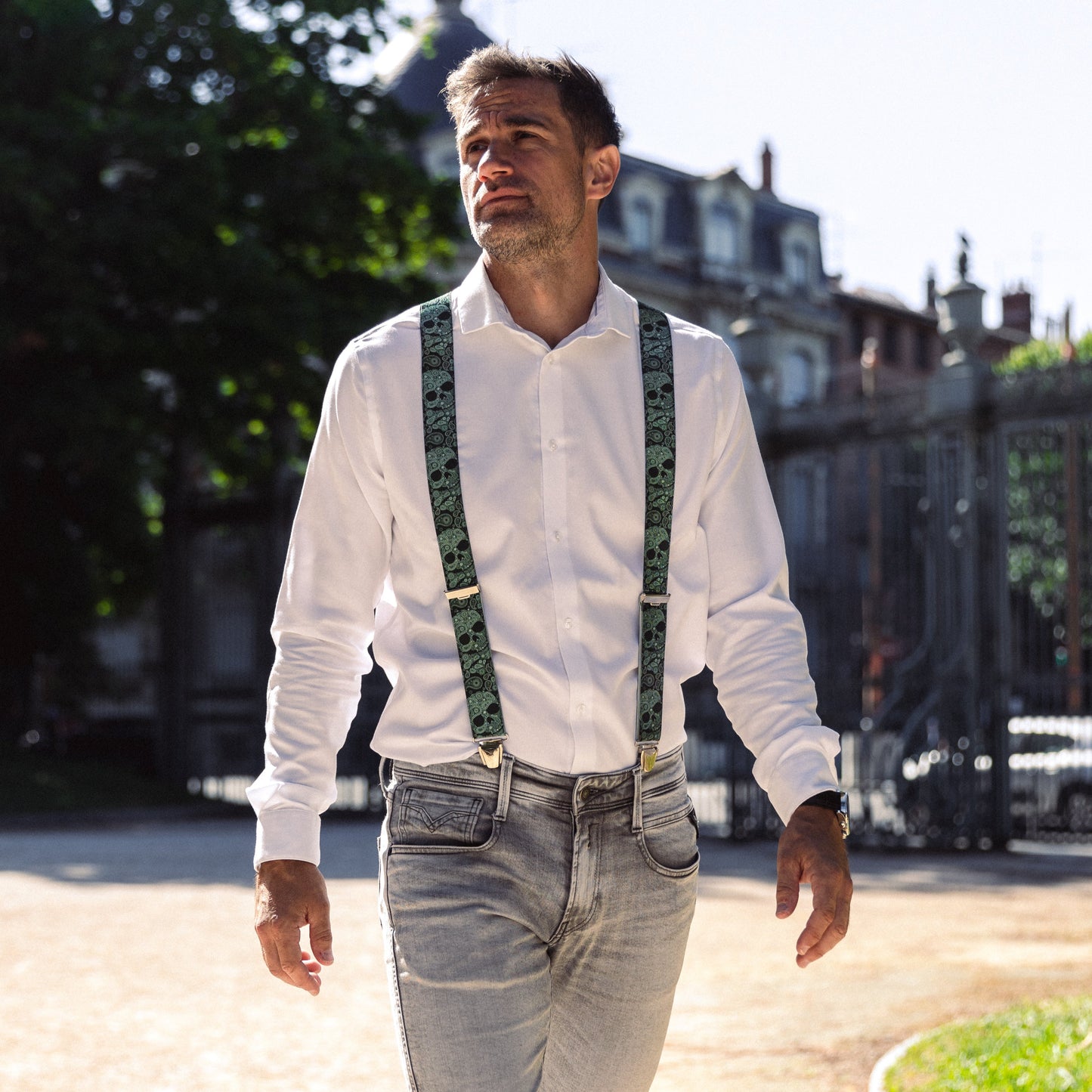 homme exterieur chemise blanc Bretelle fantaisie vert tete de mort Emile