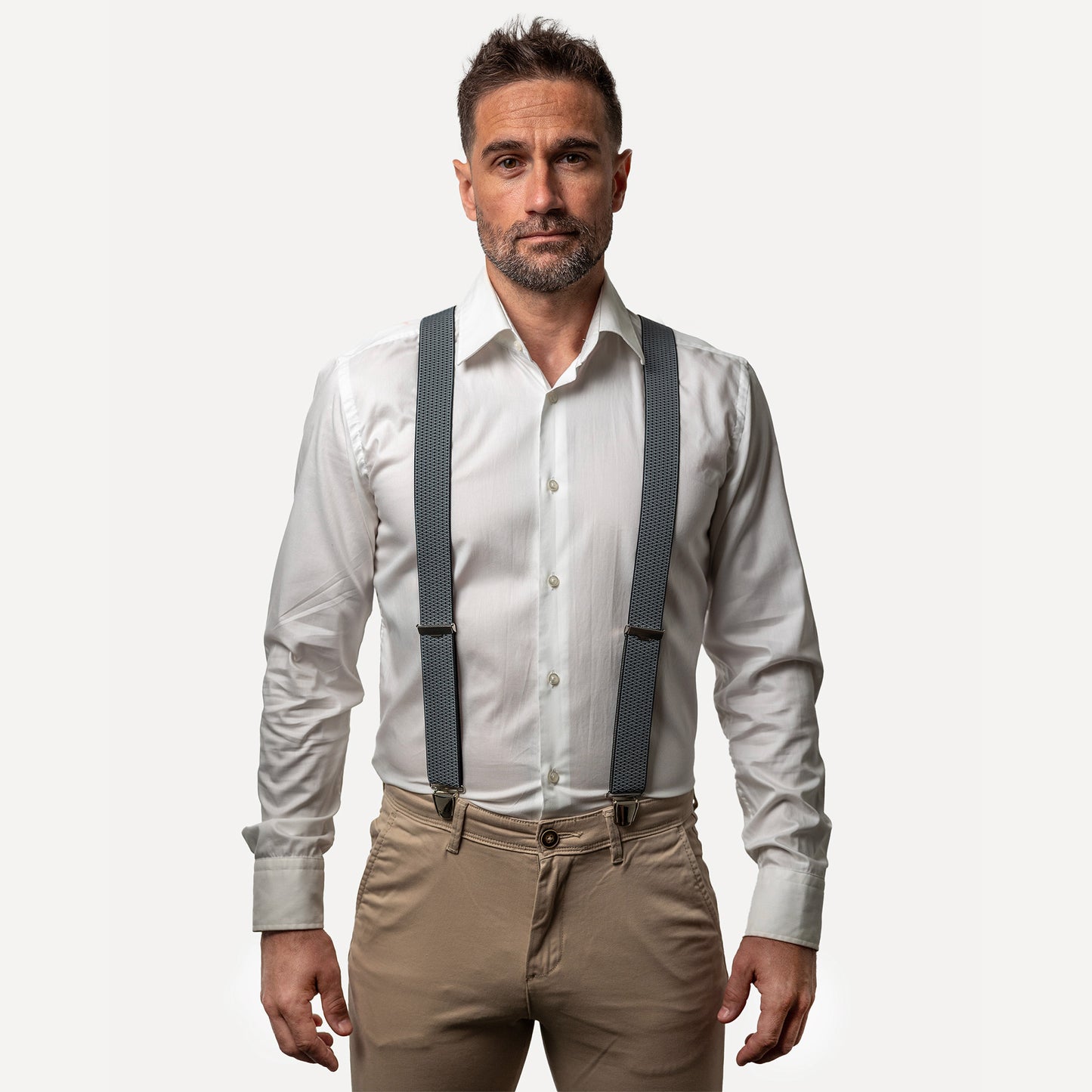 homme face chemise blanc Bretelle tisse bleu clair fonce
